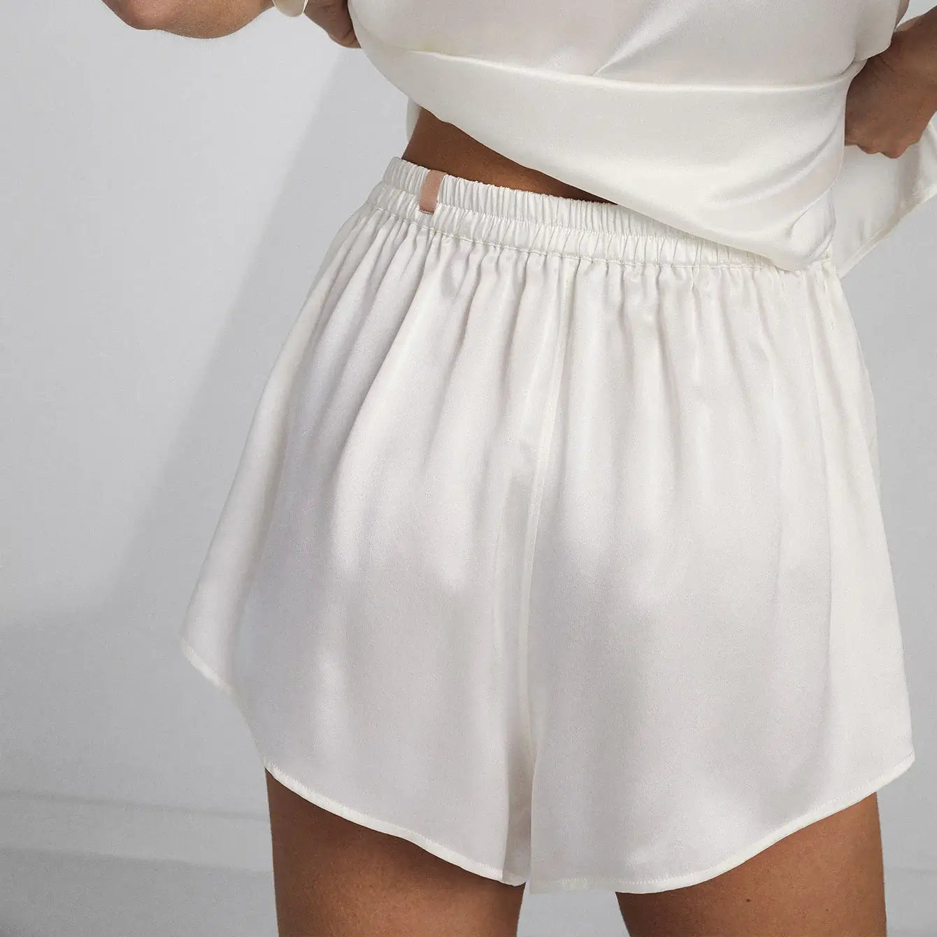 WASHABLE SILK TEE SHORT SET