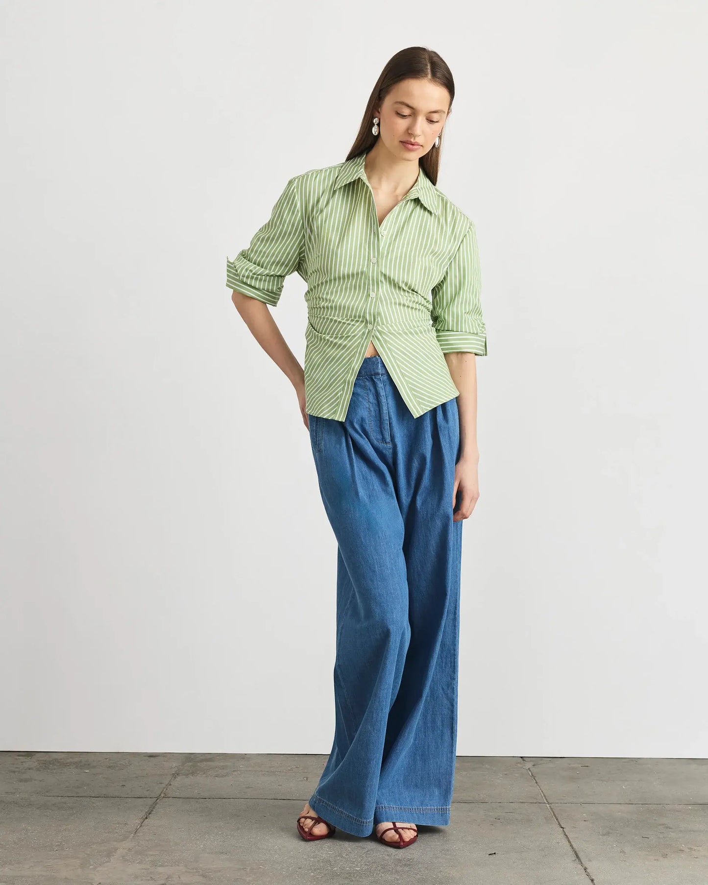 WINSLET TOP-ASPARAGUS/OPTIC WHITE