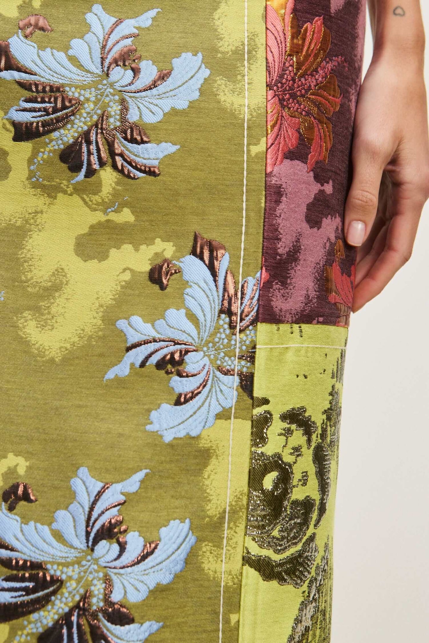ADRIANA JACQUARD GOWN