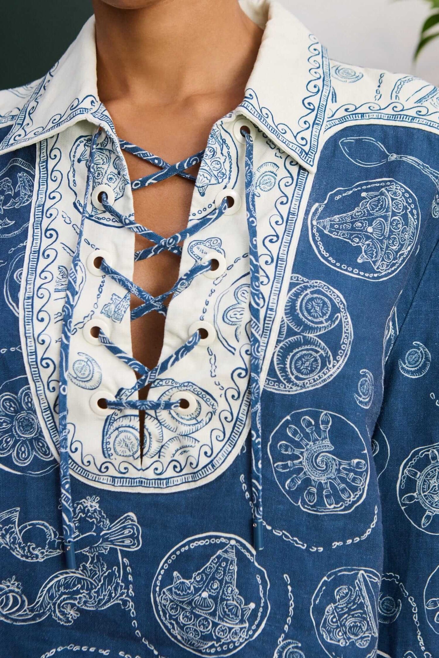 LUCKY LACE UP TOP