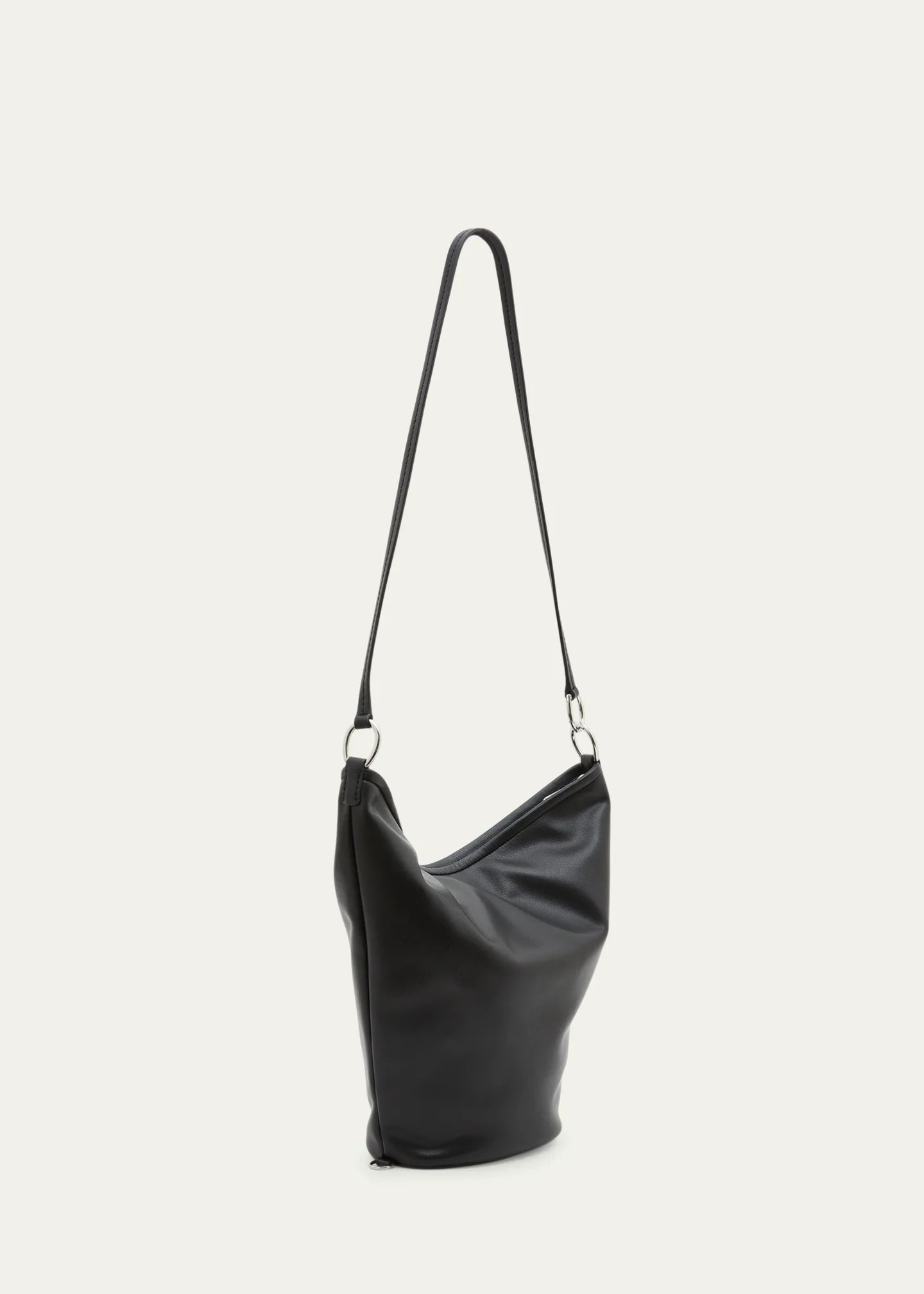 SPRING BUCKET BAG IN LEATHER