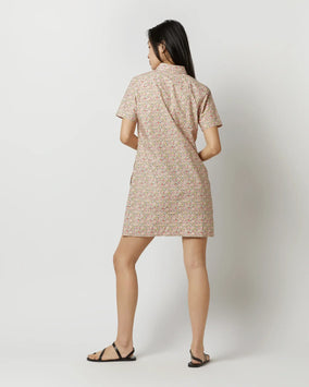 SHORT-SLEEVED POPOVER DRESS