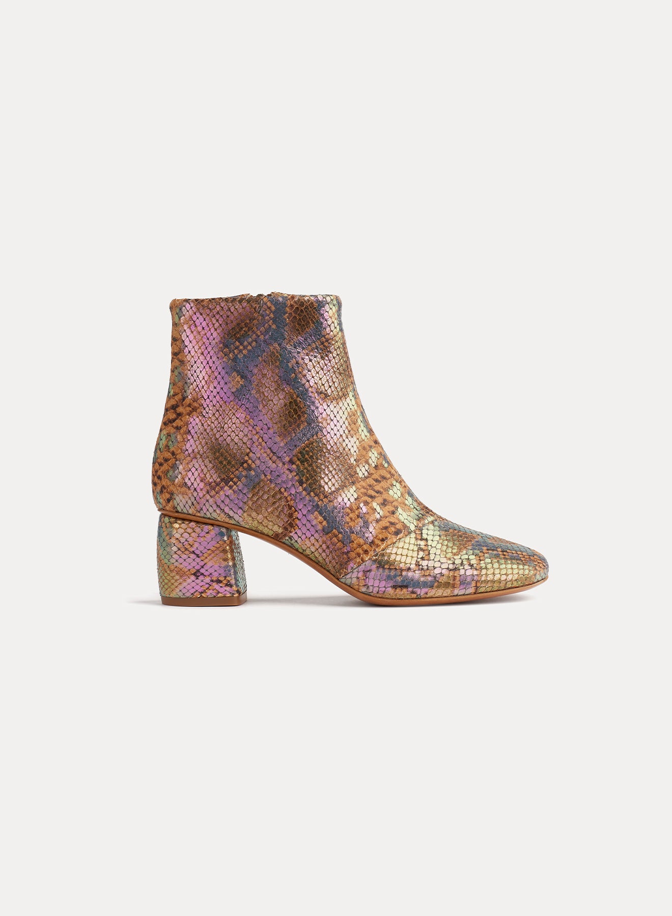 CHIC BOOTS WITH PRINTED CALFSKIN